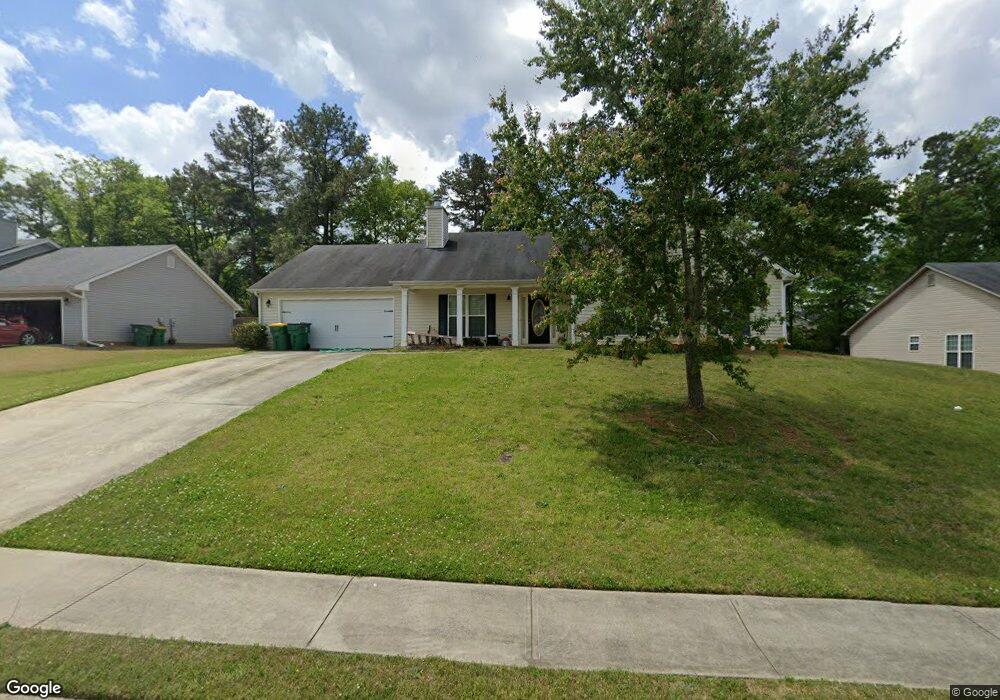 570 Embassy Walk, Winder, GA 30680 - photo 1