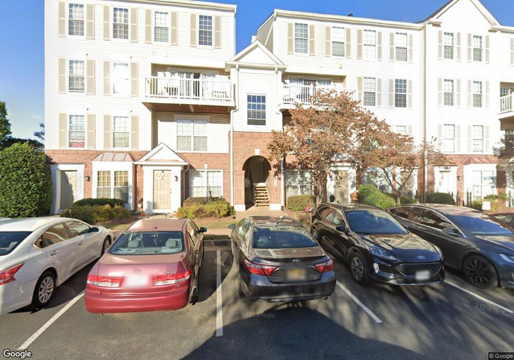 46924 Courtyard Square unit 303, Sterling, VA 20164 - photo 1