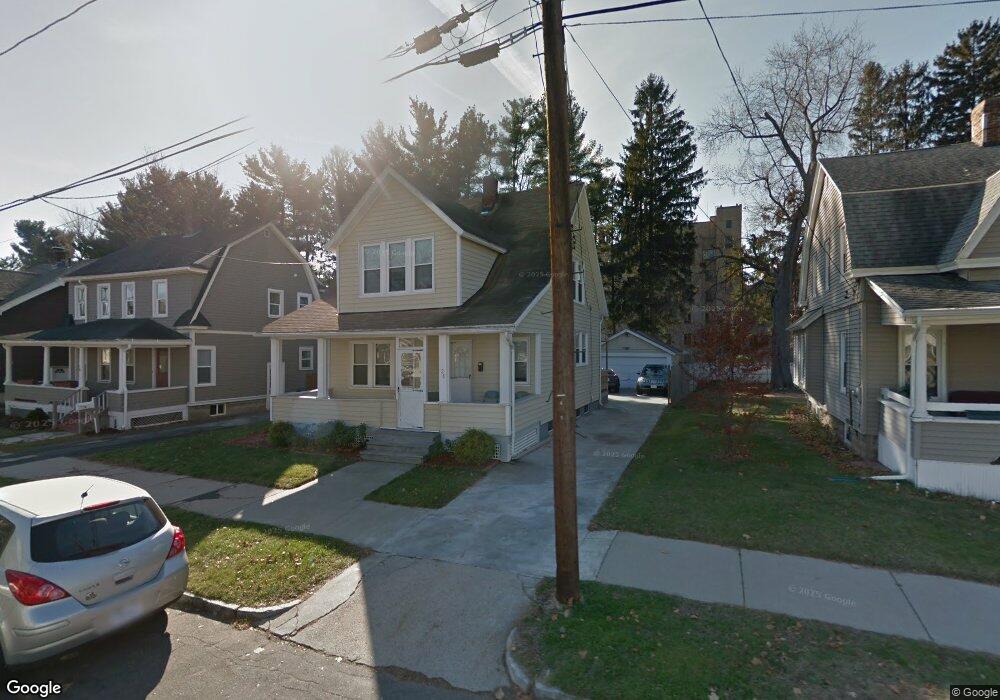 28 Ionia St, Springfield, MA 01109 - photo 1