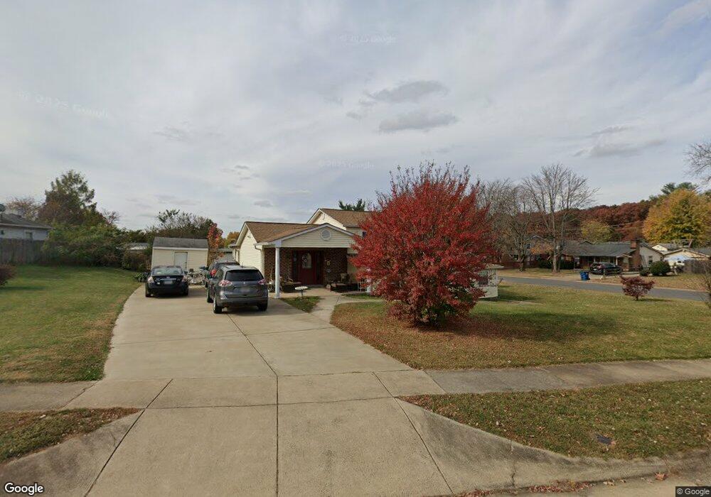 127 N Aspen Ave, Sterling, VA 20164 - photo 1