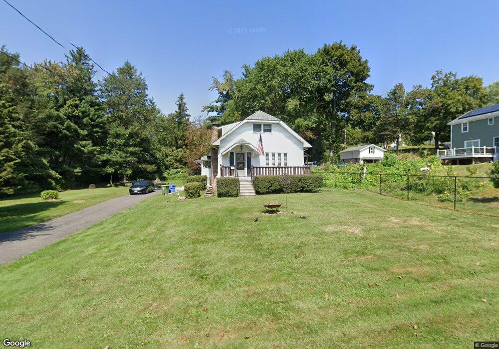 189 Montoe Rd, Waterbury, CT 06704 - photo 1