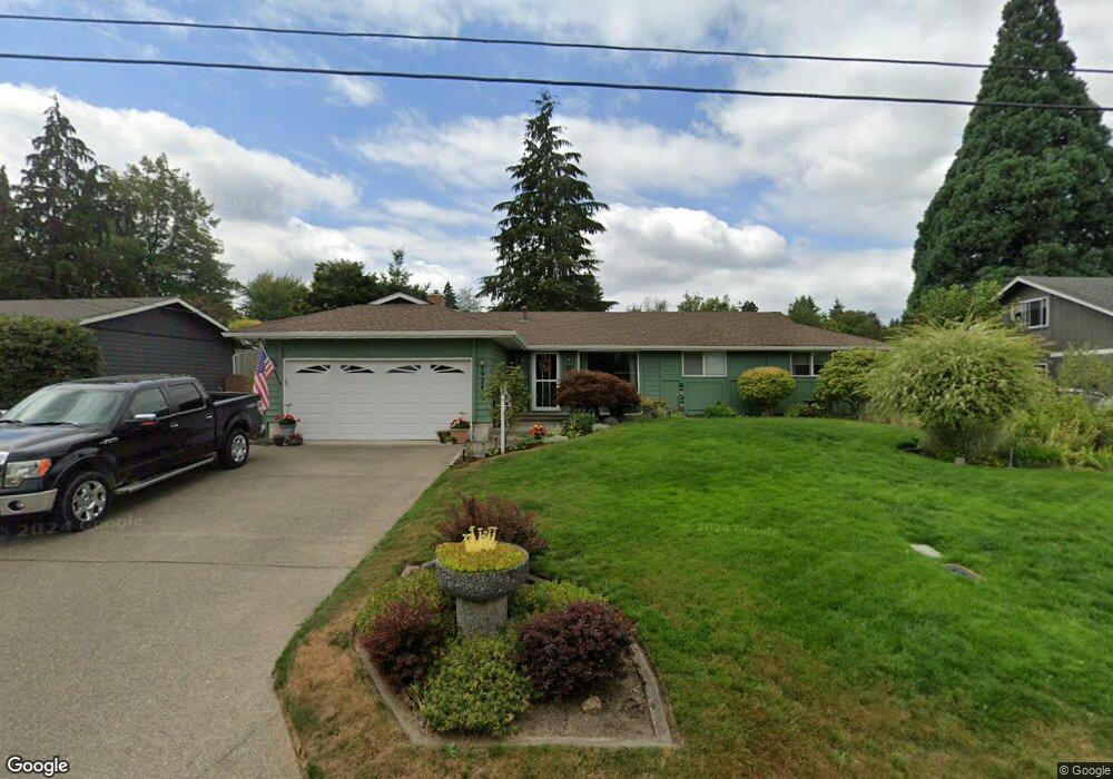 1924 Clovercrest St, Enumclaw, WA 98022 - photo 1