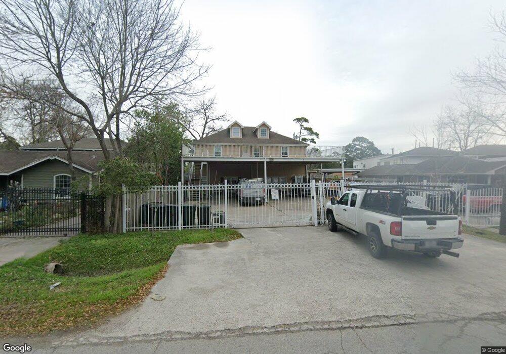 511 Turner Dr unit C, Houston, TX 77076 - photo 1