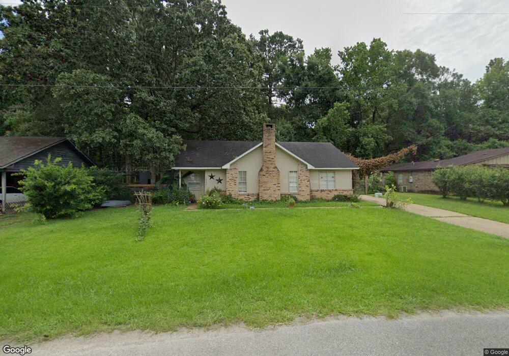 10420 Riverbend Cir, Moss Point, MS 39562 - photo 1