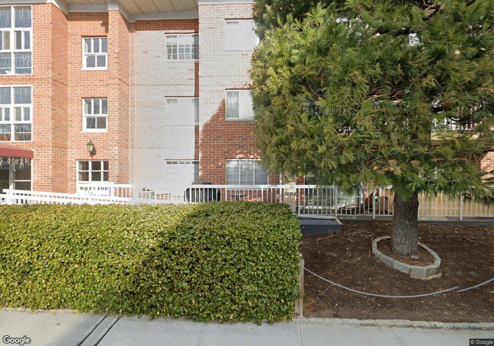 77 Lime Kiln Rd unit 3K, Tuckahoe, NY 10707 - photo 1