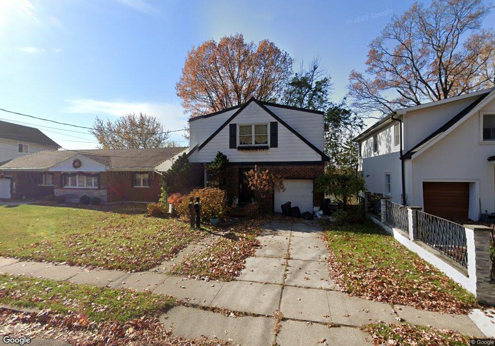 170 Highland Ave, Staten Island, NY 10301 - photo 1