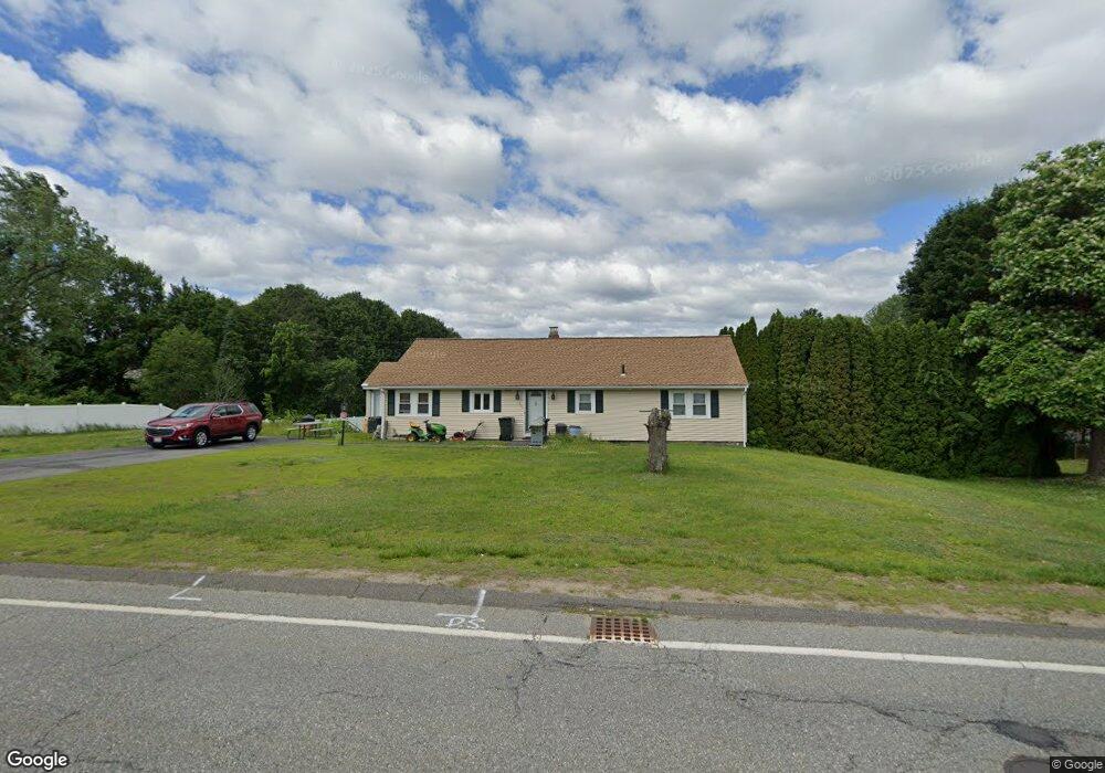 514 Hildreth St, Dracut, MA 01826 - photo 1