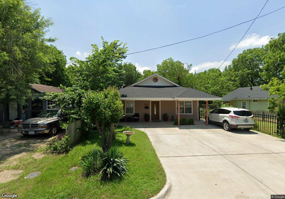 1103 N Dallas St, Ennis, TX 75119 - photo 1