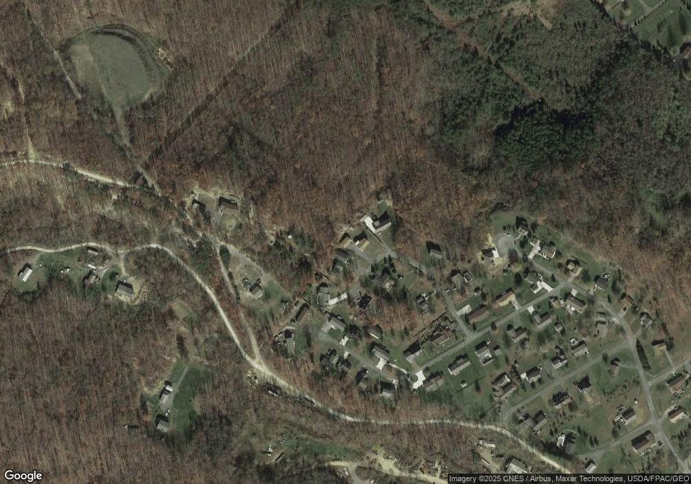 118 Hickory Ct, Keyser, WV 26726 - photo 1