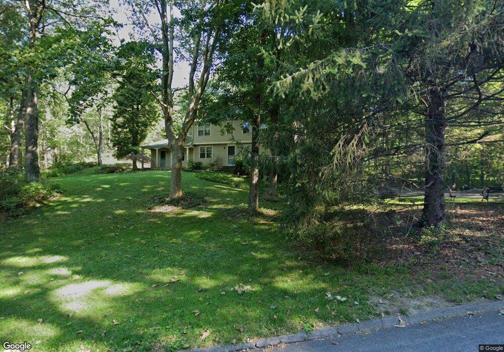 16 Ledgewood Dr, Wilton, CT 06897 - photo 1