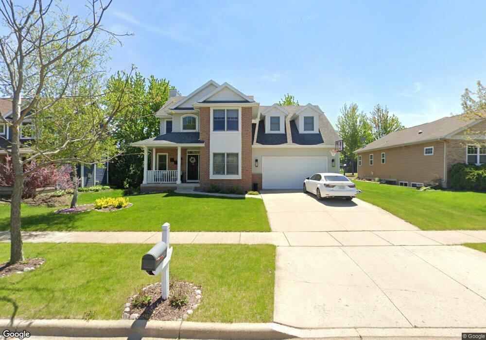 5225 Nannyberry Dr, Fitchburg, WI 53711 - photo 1