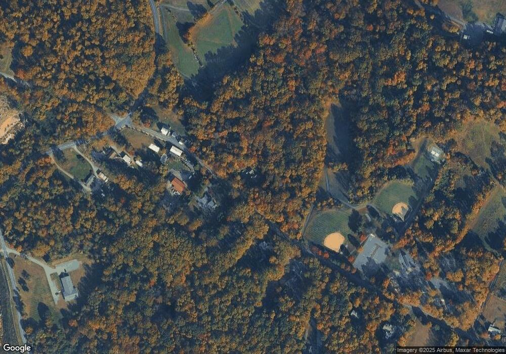 846 Mountain Rd, Boyertown, PA 19512 - photo 1