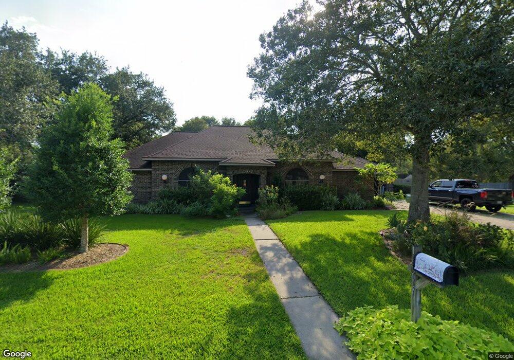 1507 Windsor Dr, Friendswood, TX 77546 - photo 1