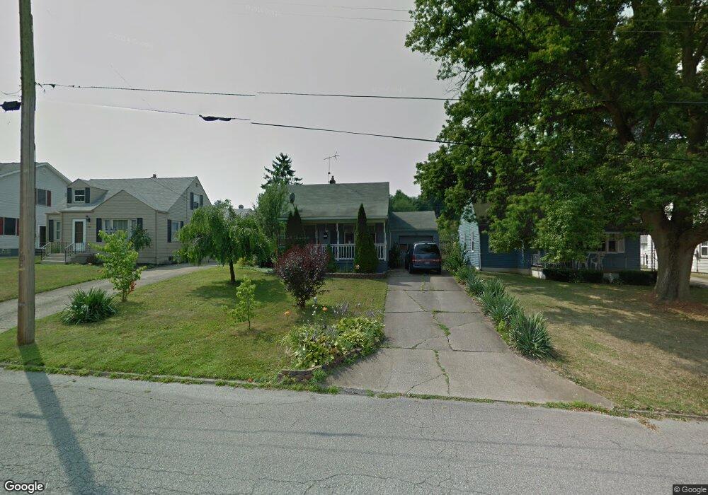 581 Audrey Ln, Struthers, OH 44471 - photo 1