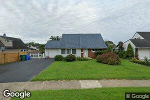 5 Jonquil Ln, Levittown, PA 19055