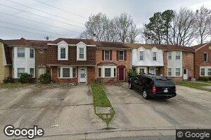 1954 Candlelight Dr, Chesapeake, VA 23325