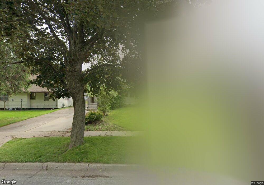 2420 Reynolds Ln, Des Moines, IA 50317 - photo 1