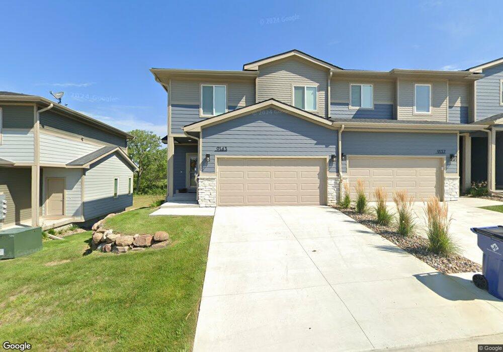 9143 Calvin Dr, West Des Moines, IA 50266 - photo 1