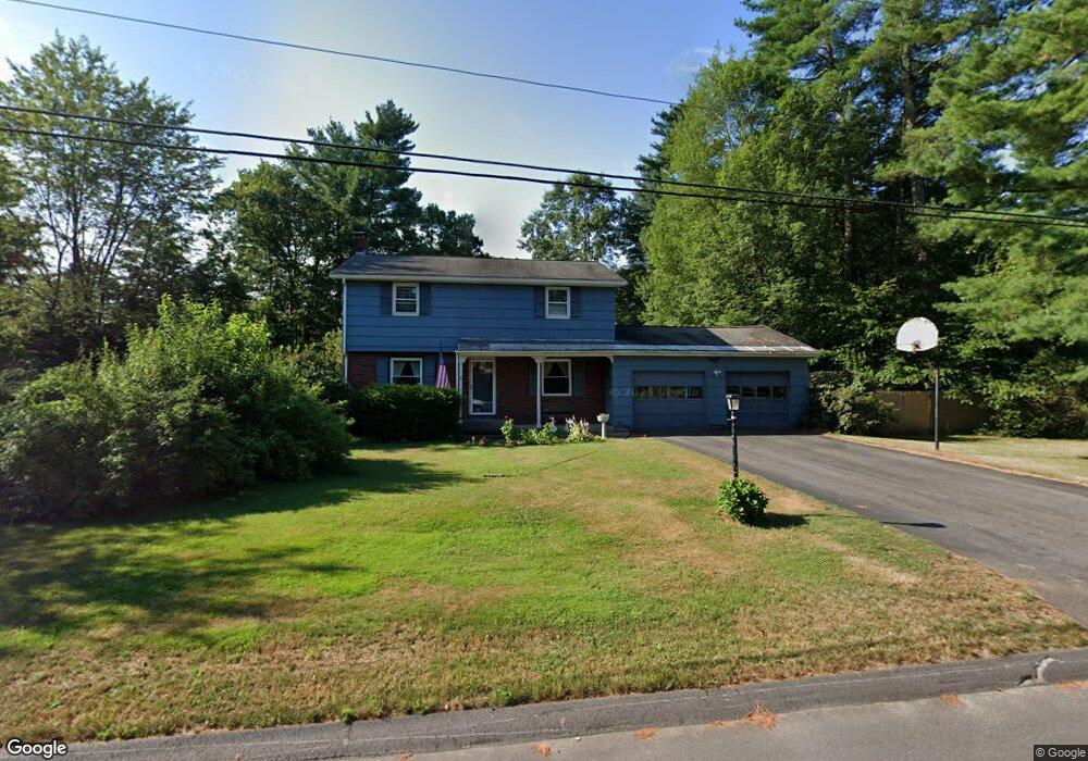 9 Timber Ln, MerriMacK, NH 03054 - photo 1