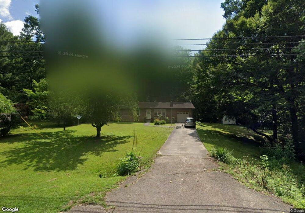 203 Parkview Dr, McMinnville, TN 37110 - photo 1