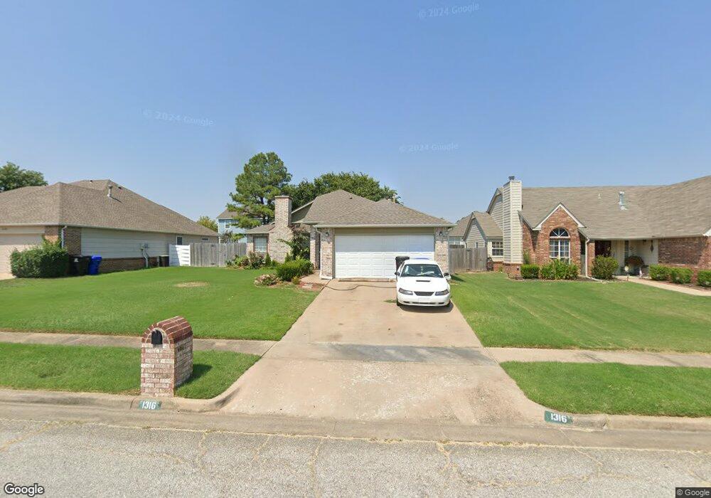 1316 W Quincy St, Broken Arrow, OK 74012 - photo 1