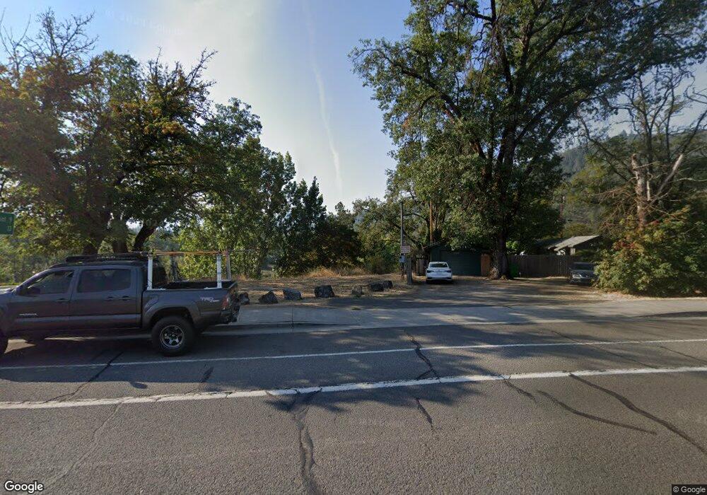 200 2nd Ave, Gold Hill, OR 97525 - photo 1