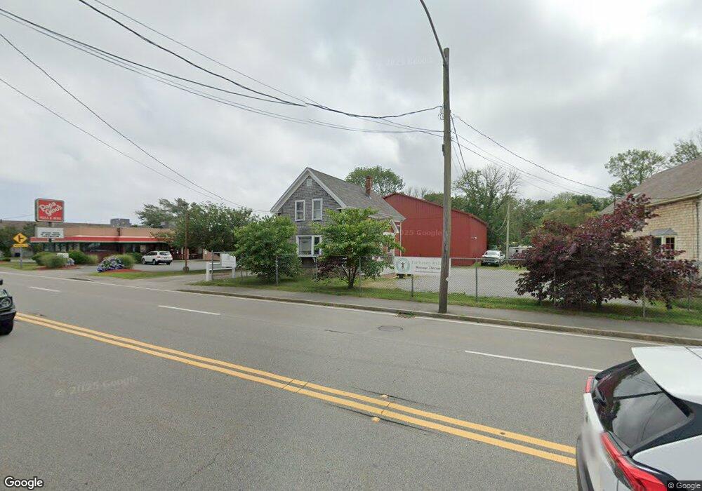 167 Huttleston Ave unit Front, Fair Haven, MA 02719 - photo 1