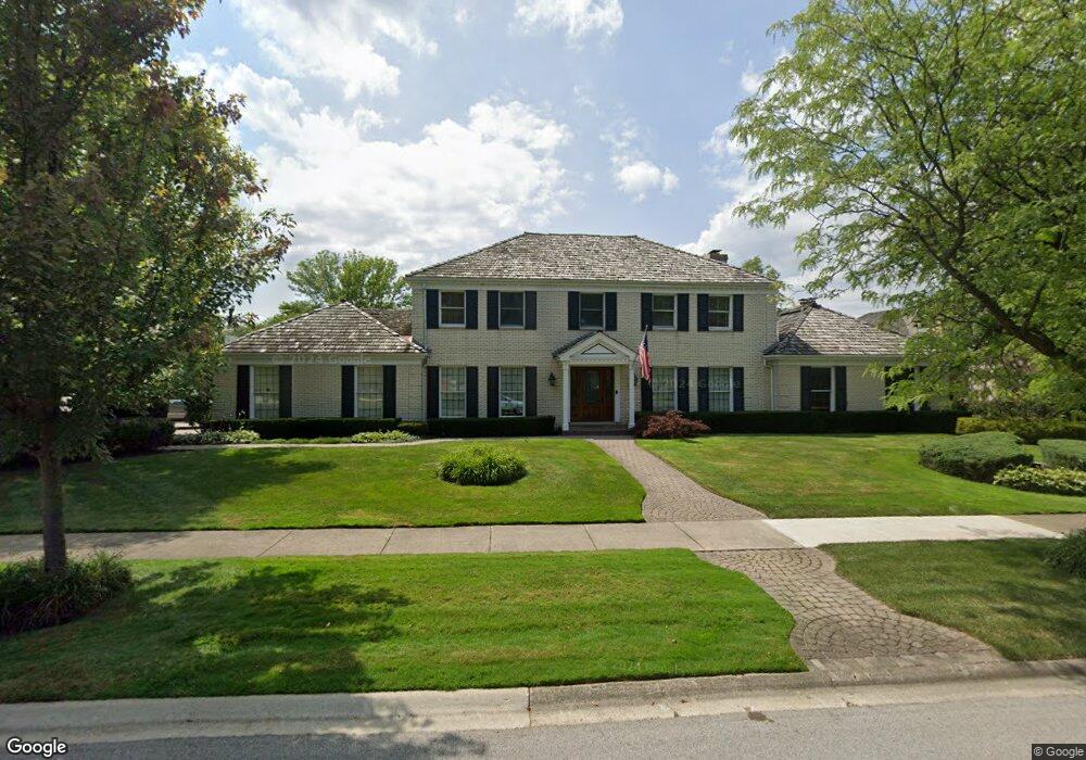 2316 Iroquois Dr, Glenview, IL 60026 - photo 1