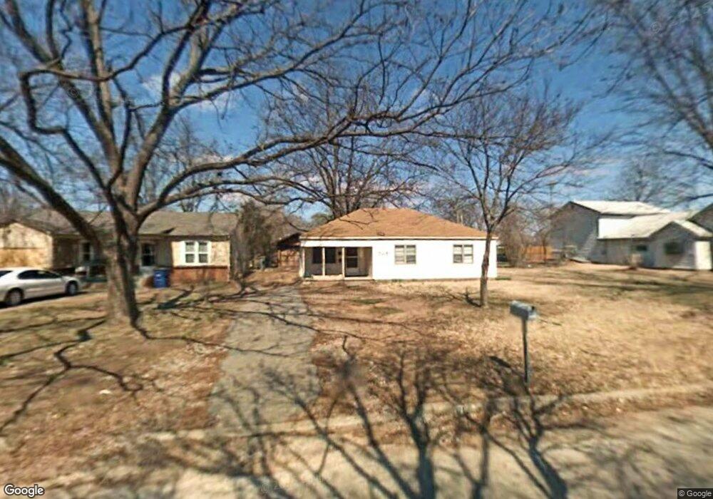 705 W Spruce Ave, Duncan, OK 73533 - photo 1