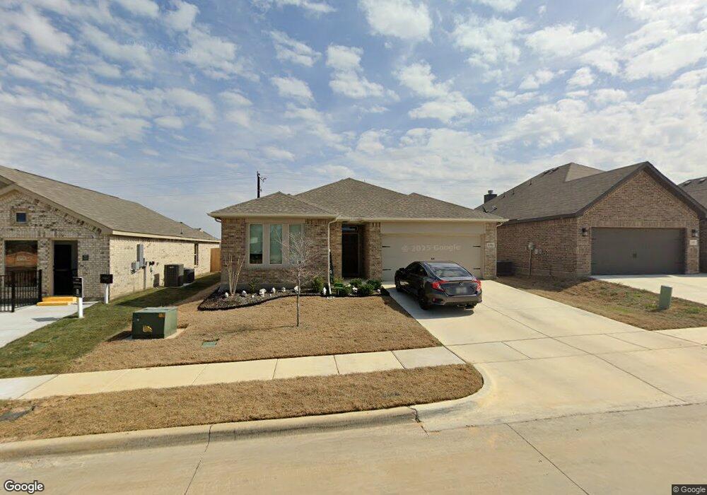 1356 Beach Dr, Azle, TX 76020 - photo 1