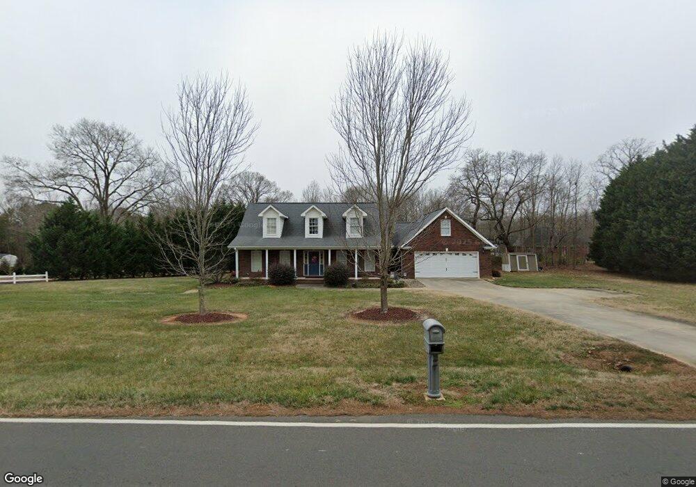 1512 Freedom Mill Rd, Gastonia, NC 28052 - photo 1