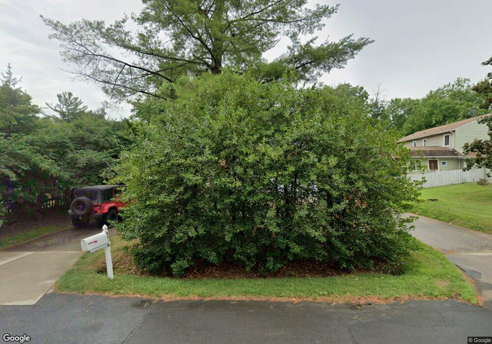 8918 Tuckerman Ln, Potomac, MD 20854 - photo 1