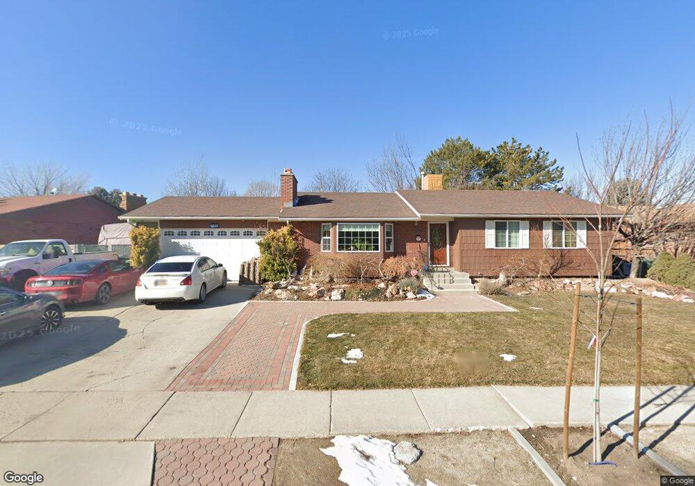 7488 Waterloo Cir, West Jordan, UT 84084 - photo 1