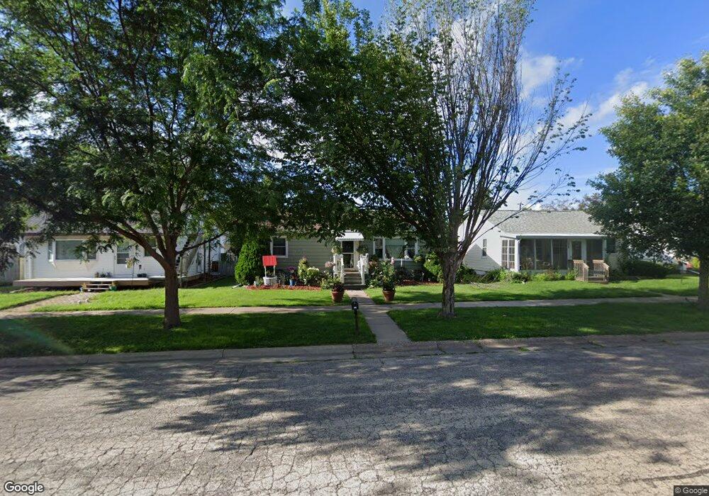 532 S 2nd St, La Crescent, MN 55947 - photo 1