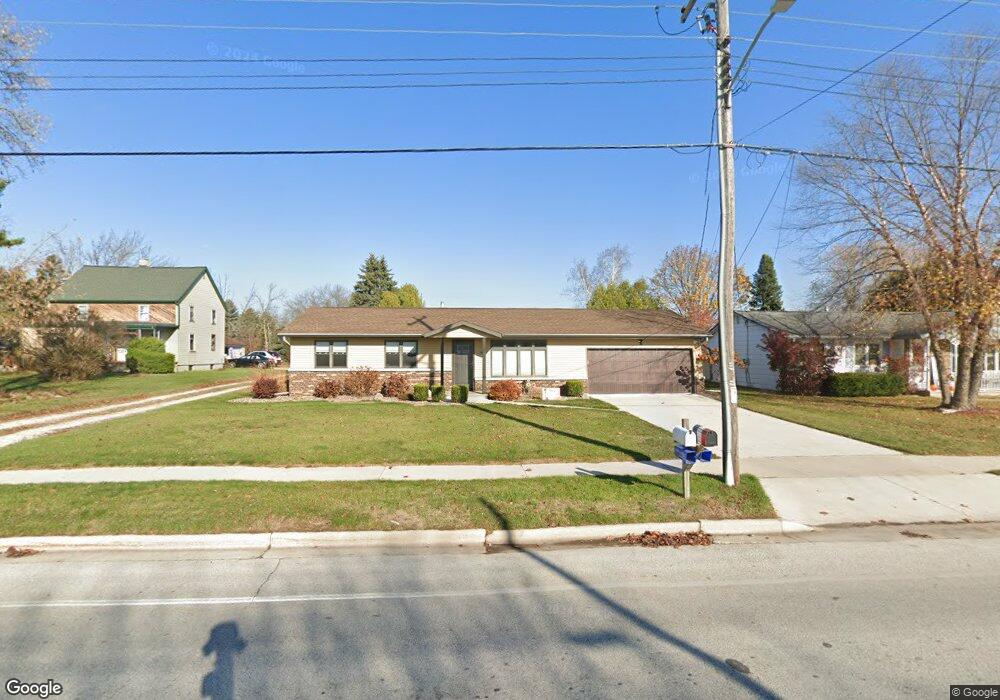 2816 45th St, Two Rivers, WI 54241 - photo 1