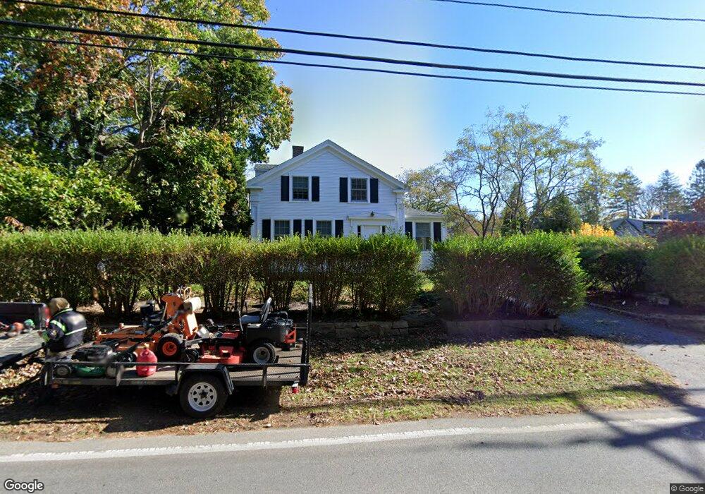 716 Old County Rd, Vineyard Haven, MA 02568 - photo 1