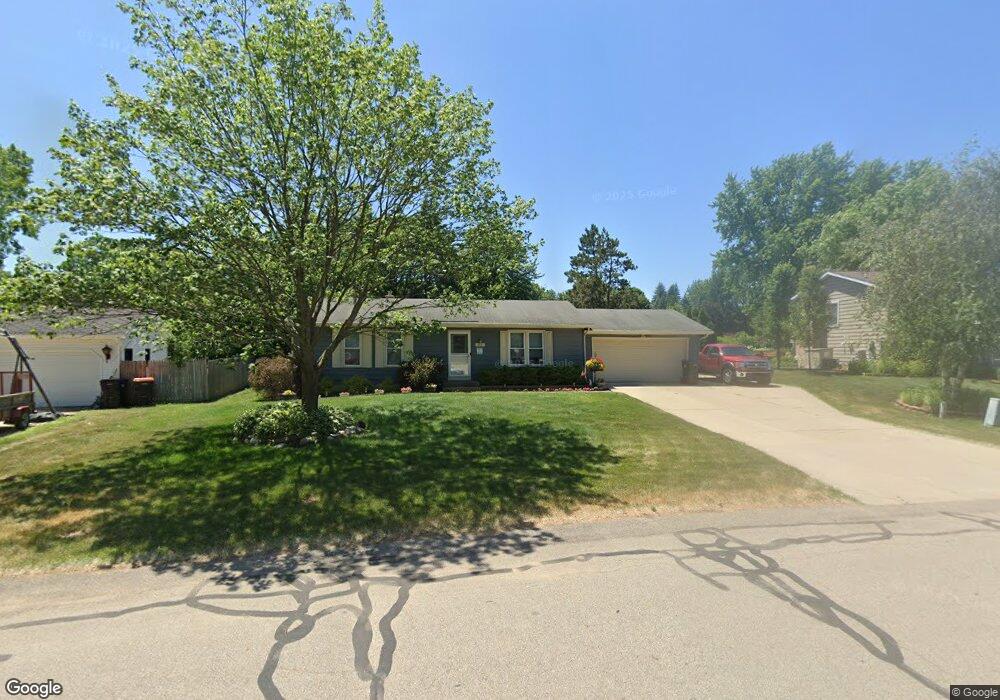 2537 Greenings Ave NE, Grand Rapids, MI 49525 - photo 1