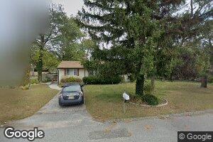 401 Hemlock Ln, Mount Laurel, NJ 08054