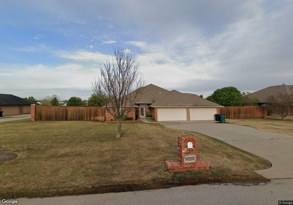 9225 Fendrych Dr, Oklahoma City, OK 73165 - photo 1