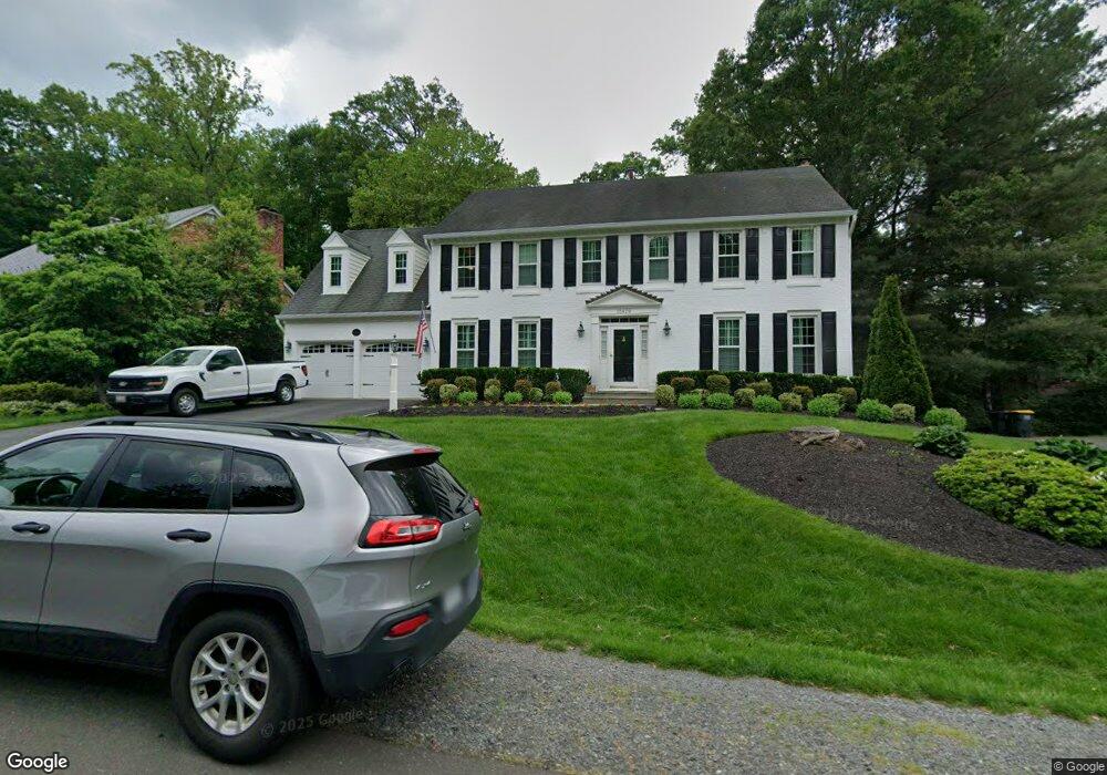 10829 Fieldwood Dr, Fairfax, VA 22030 - photo 1