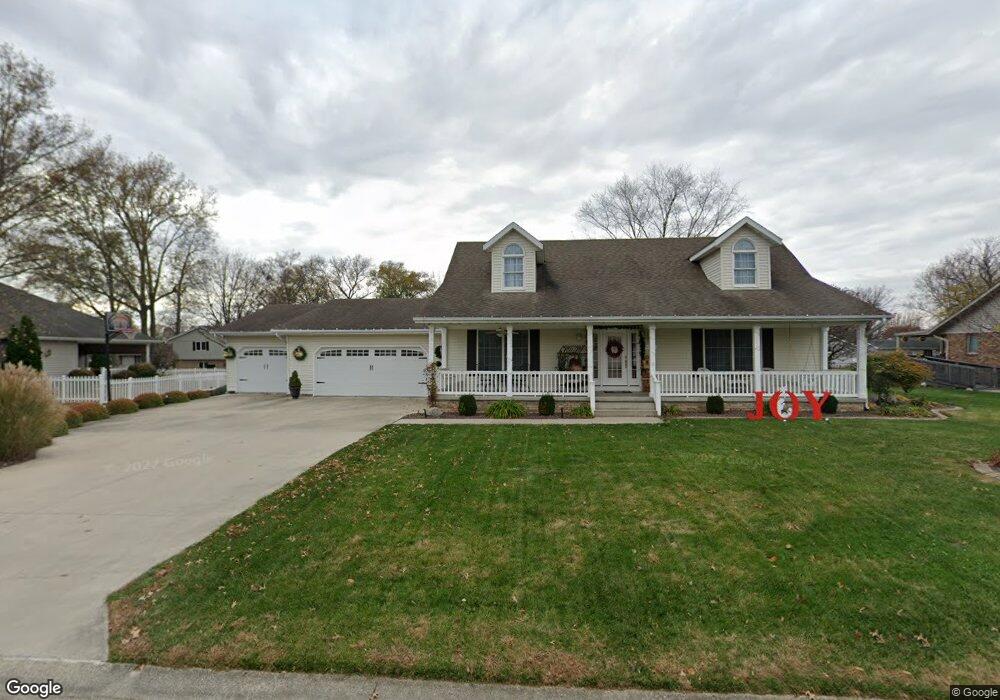 1001 N Main St, Effingham, IL 62401 - photo 1