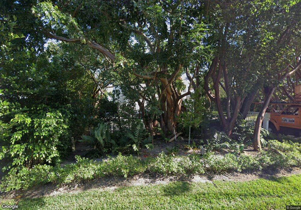 540 W Mashta Dr, Key Biscayne, FL 33149 - photo 1