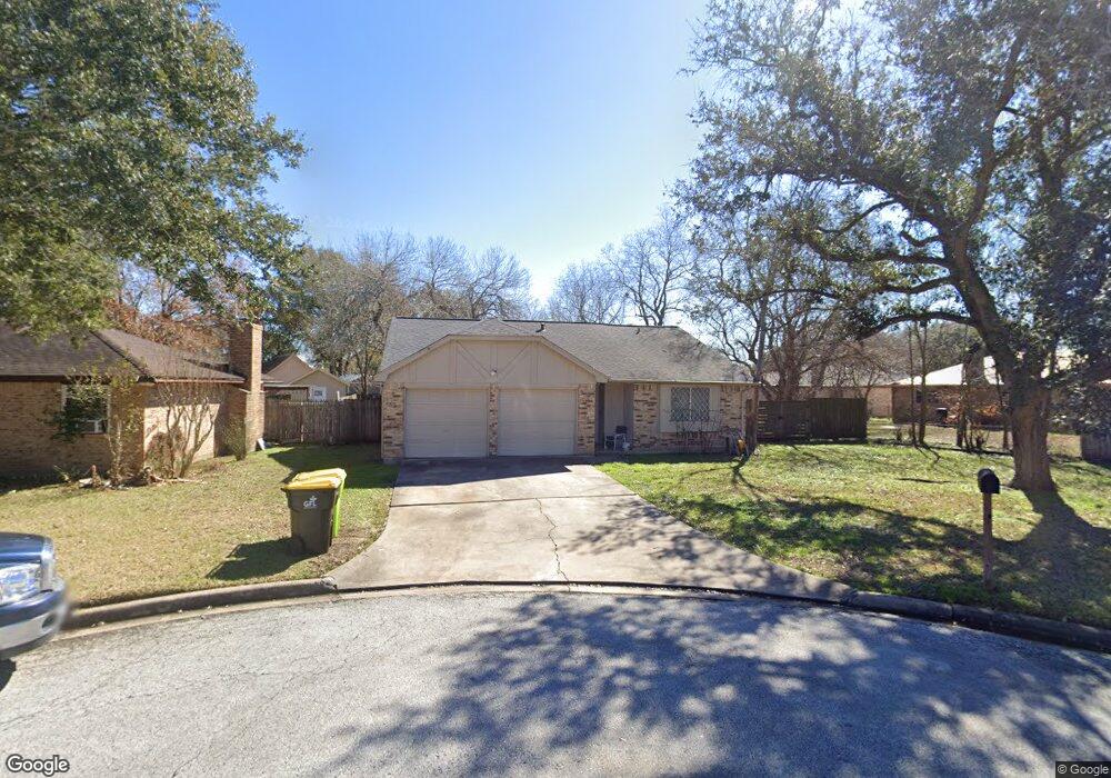 2121 Maple Cir, Rosenberg, TX 77471 - photo 1