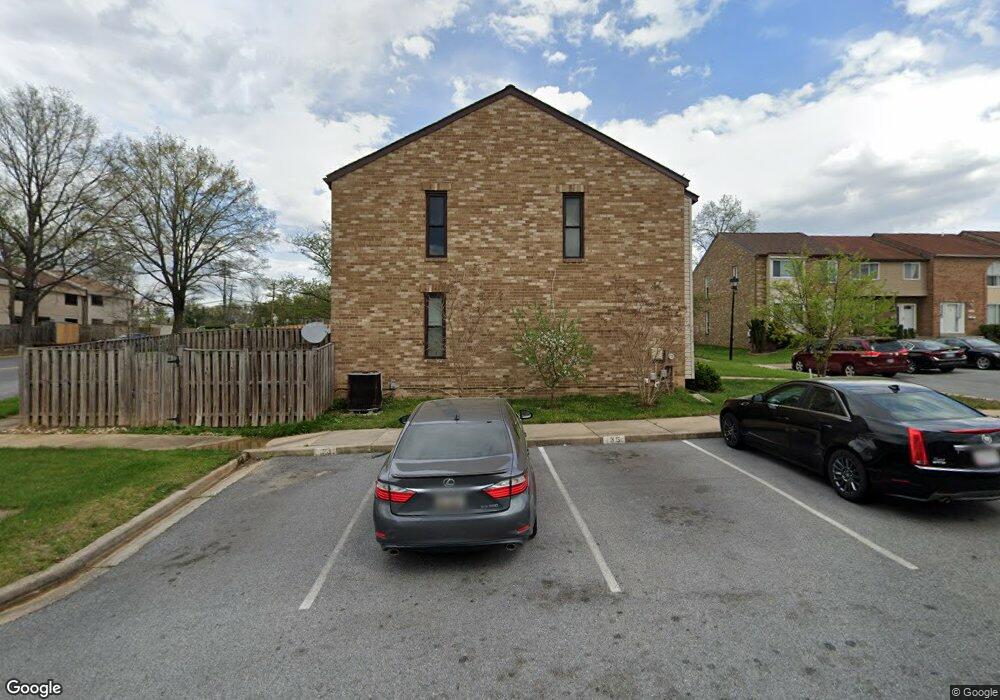 7031 Cipriano Woods Ct, Lanham, MD 20706 - photo 1