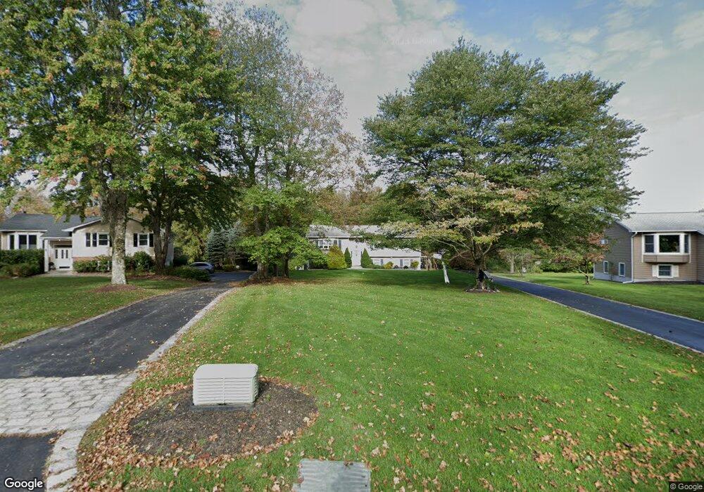 3229 S Shelley St, Mohegan Lake, NY 10547 - photo 1