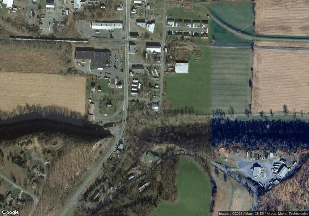 10 D St, Petersburg, WV 26847 - photo 1