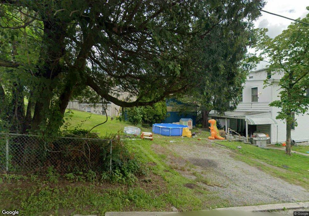 219 Market St, Cumbola, PA 17930 - photo 1