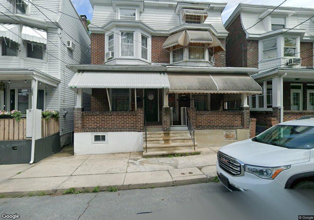 413 Willing St unit A, Tamaqua, PA 18252 - photo 1