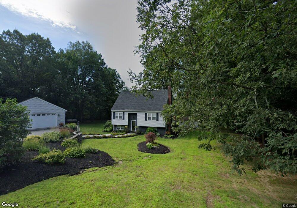 17 Alan Cir, Londonderry, NH 03053 - photo 1