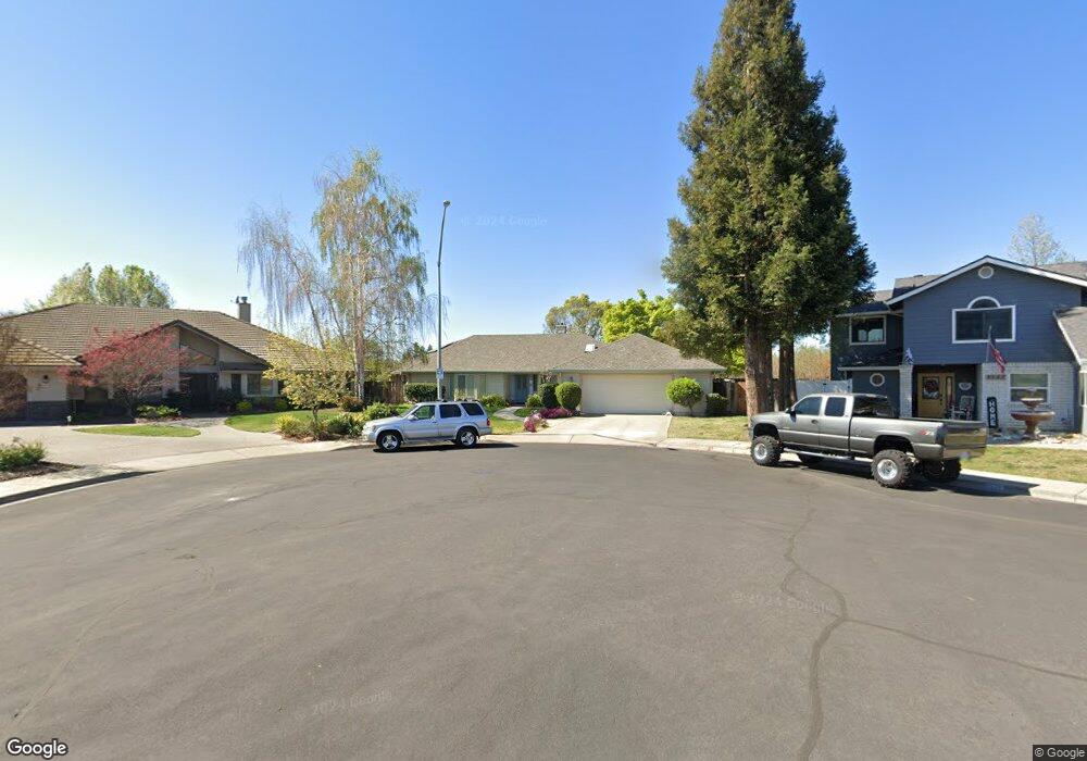 2041 Rapunzel Ct, Oakdale, CA 95361 - photo 1